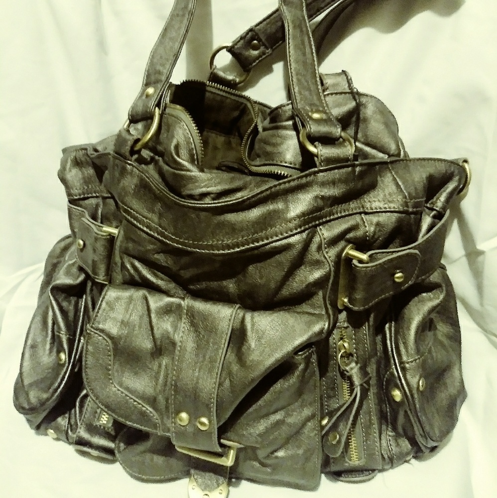 Satchel - Picture 2 of 2